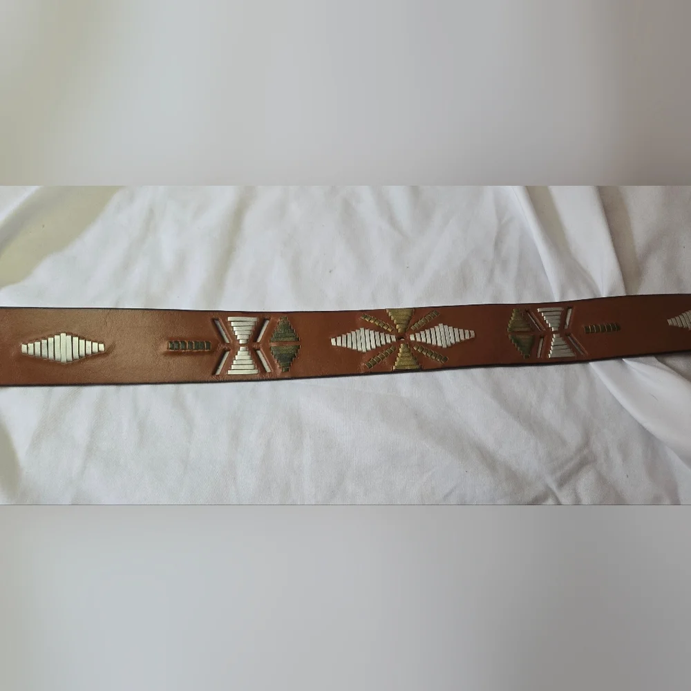 Cuirum 100% Cow Leather Hand Tooled Decorative Wide Belt Women's 85/34